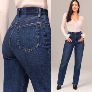 A&amp;F • Curve Love The 90s Straight Ultra High Rise jean medium dark wash