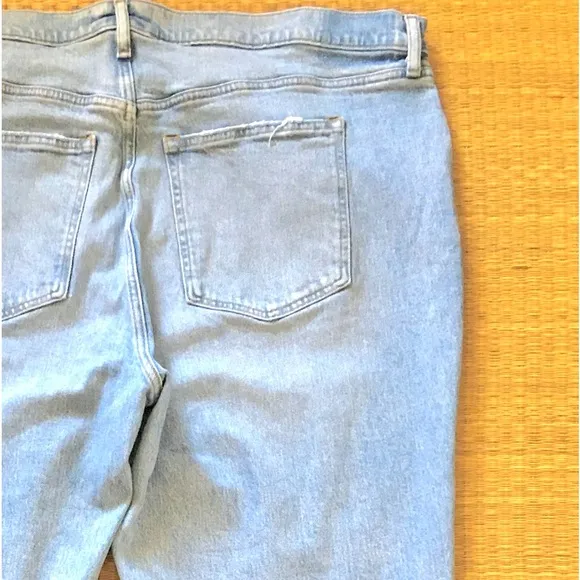Abercrombie &amp; Fitch The '90s Straight Ultra High Rise Comfort Stretch Jean Sz 36