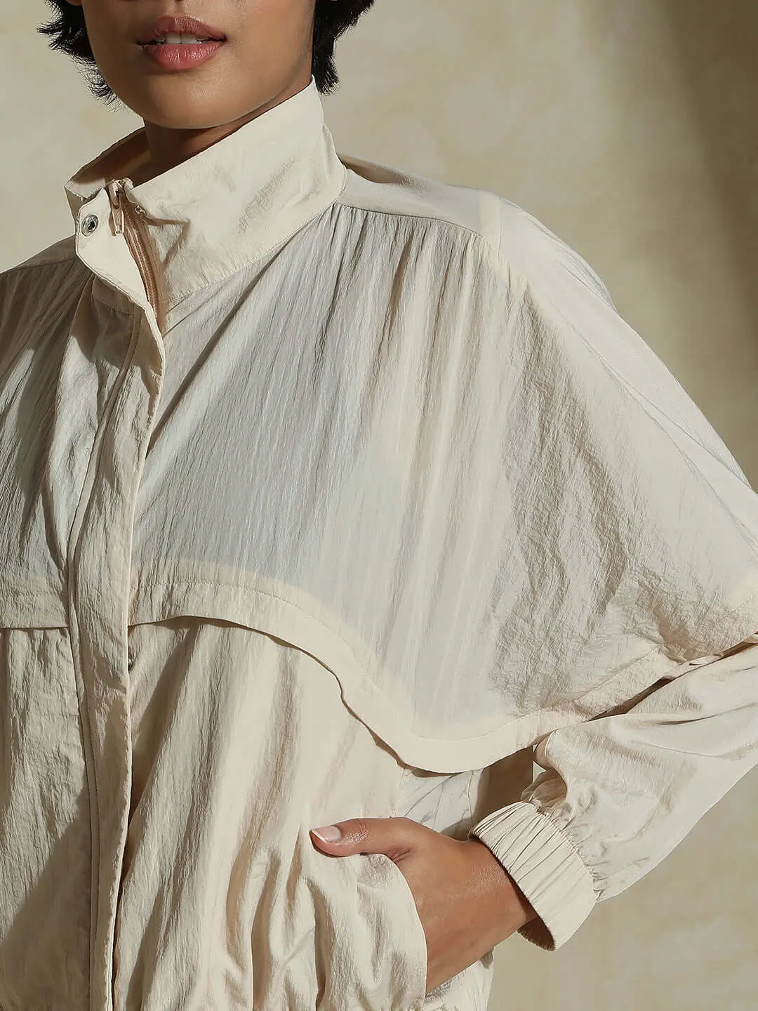 AeroTraq Runner Jacket Beige