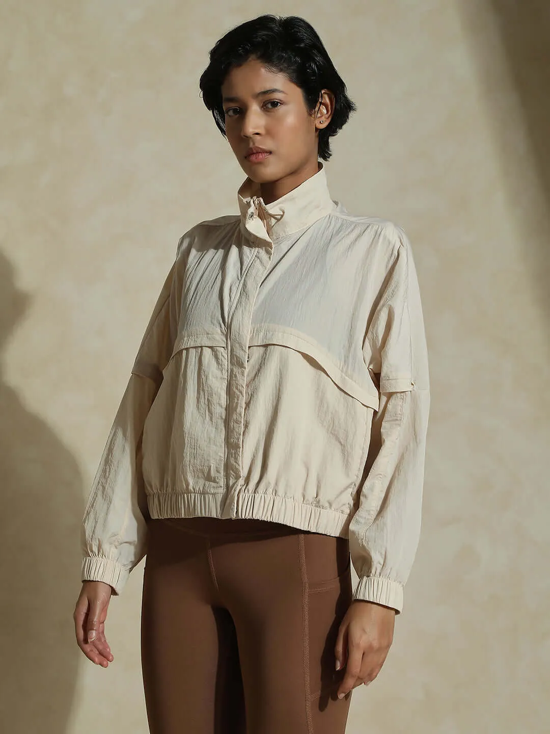 AeroTraq Runner Jacket Beige