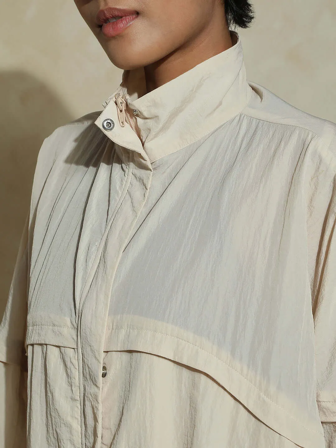 AeroTraq Runner Jacket Beige