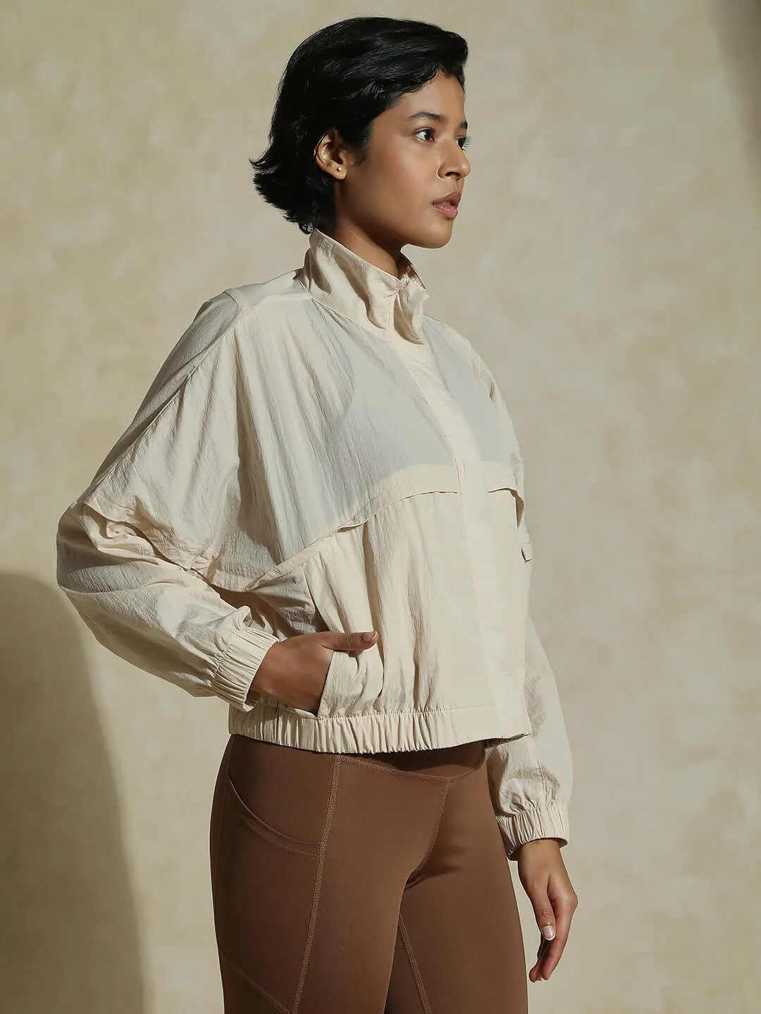 AeroTraq Runner Jacket Beige