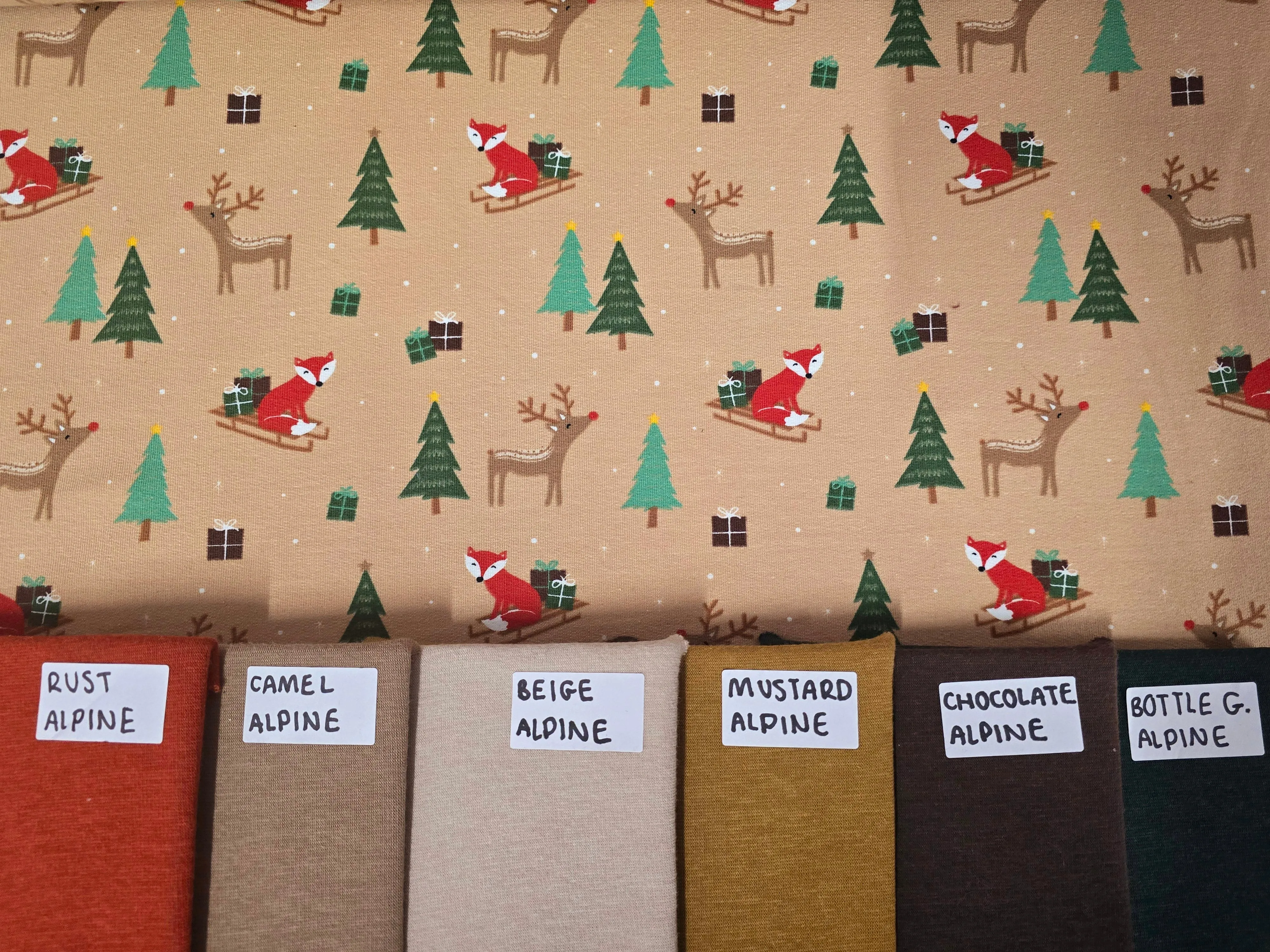 BEIGE FOXES CHRISTMAS BRUSHED FRENCH TERRY PER METRE SALE
