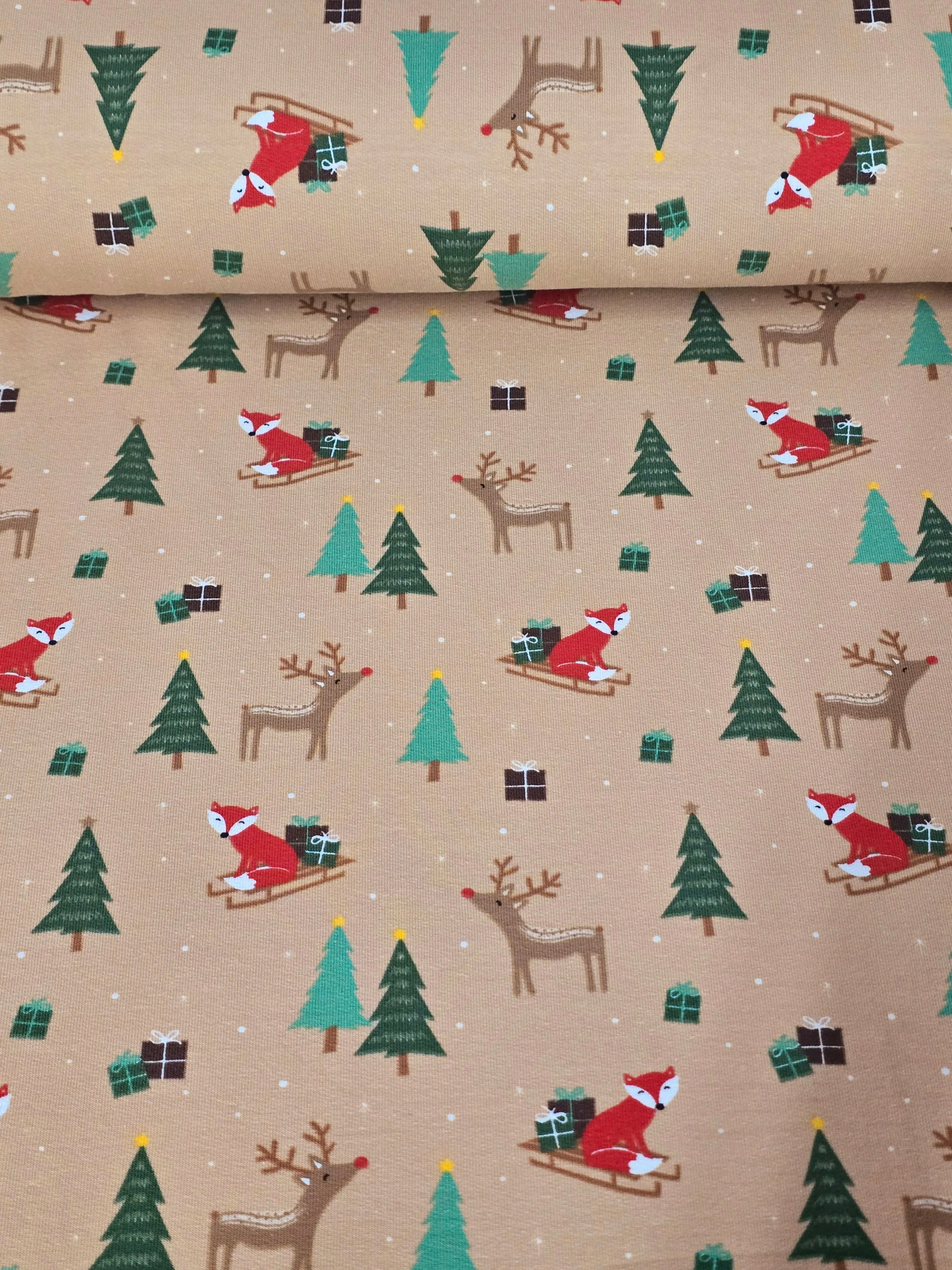 BEIGE FOXES CHRISTMAS BRUSHED FRENCH TERRY PER METRE SALE