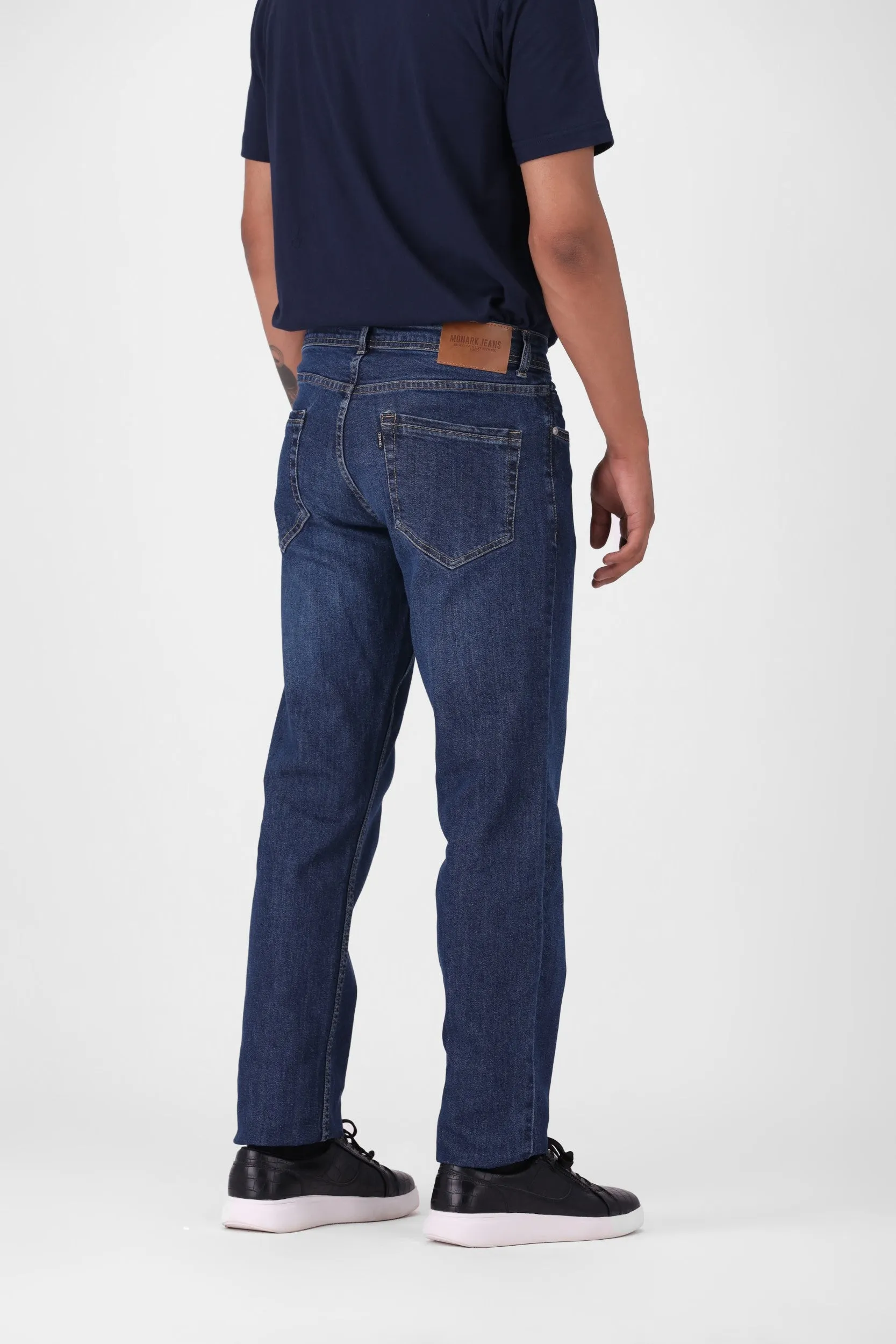 BLUE STRAIGHT FIT JEANS