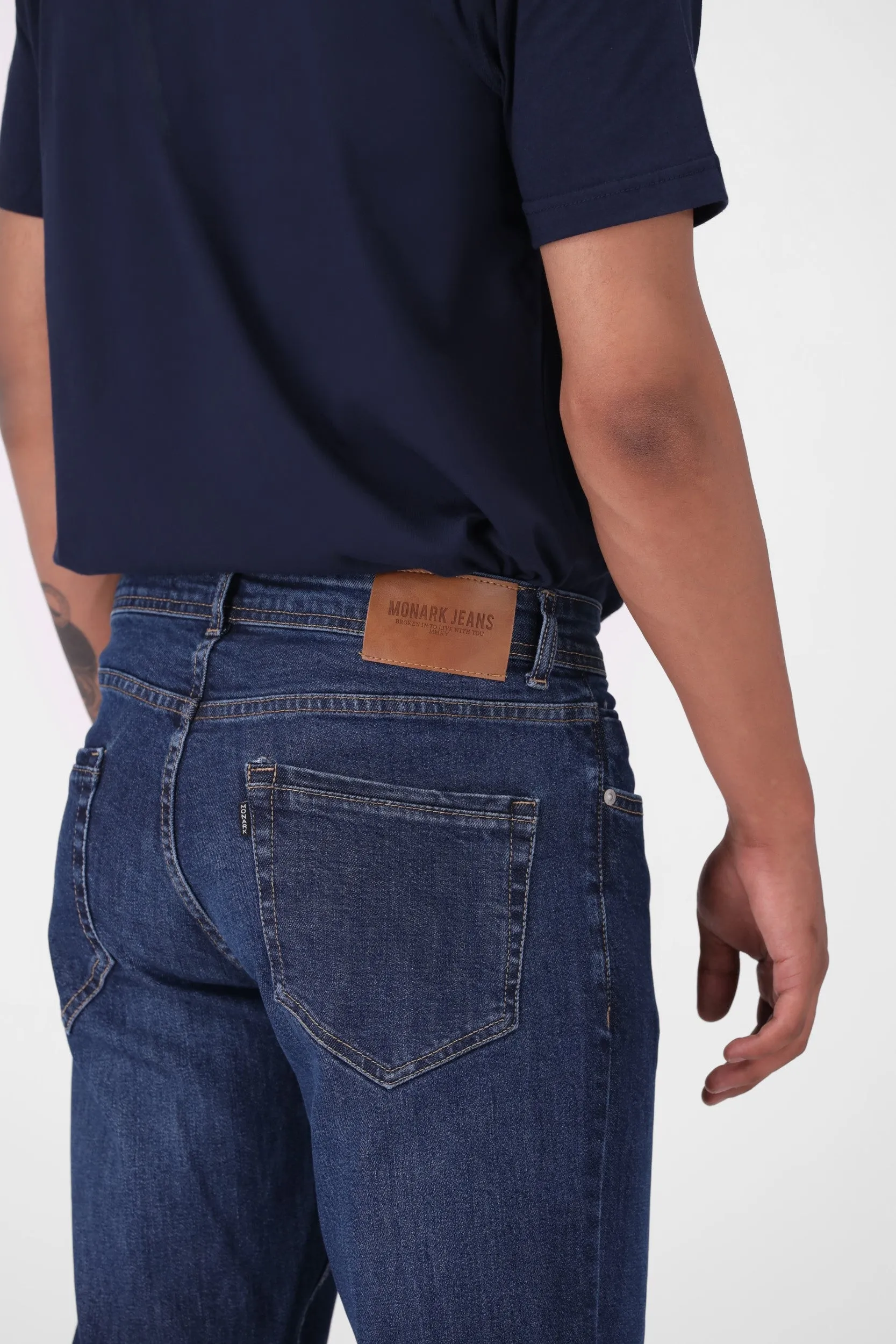 BLUE STRAIGHT FIT JEANS