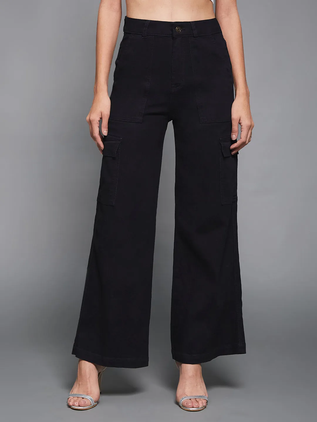 CHASEstretch™ Women's Black Wide-Leg High-Rise Denim Cargo Jeans