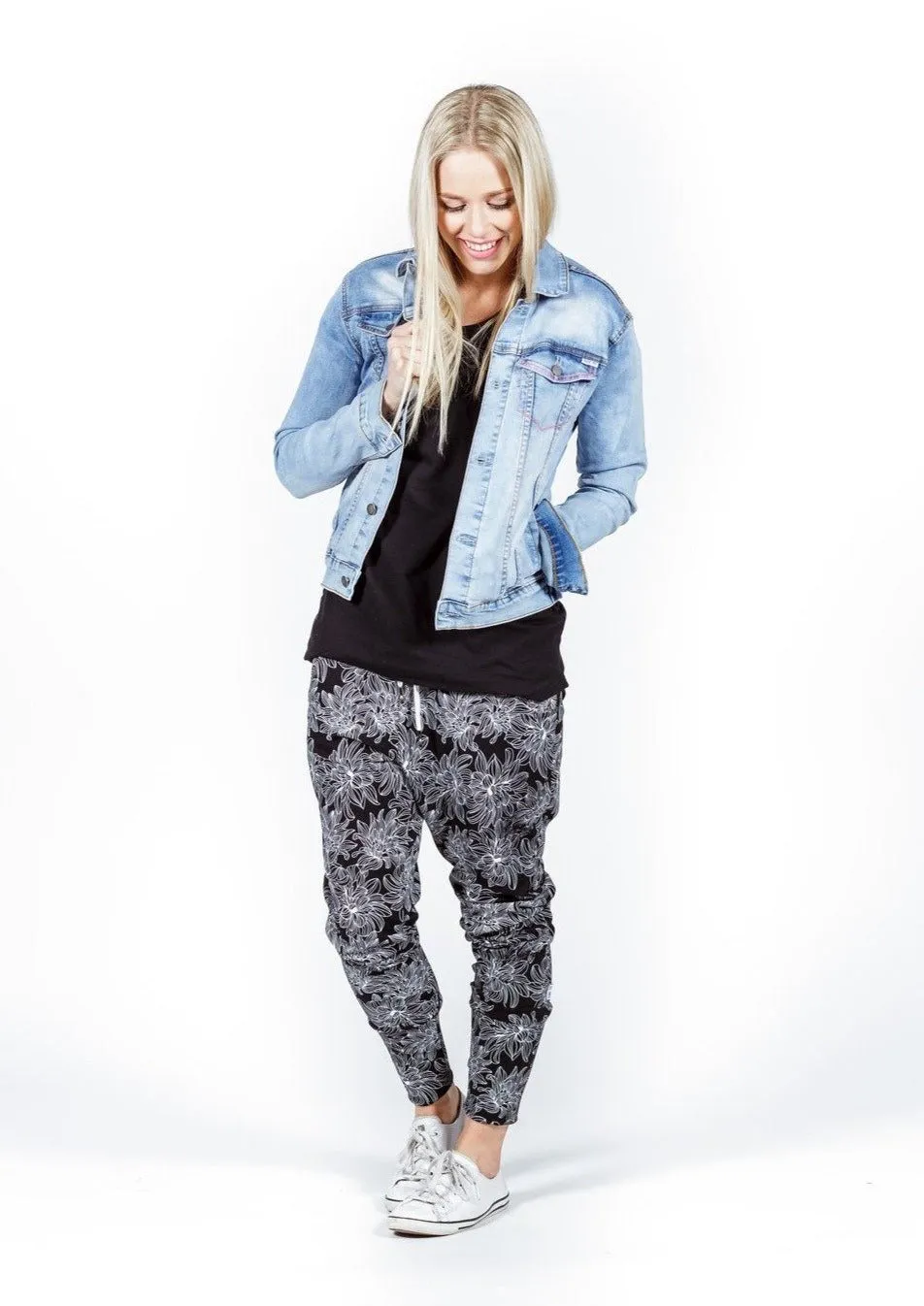 Classic Denim Jacket - Snow Wash
