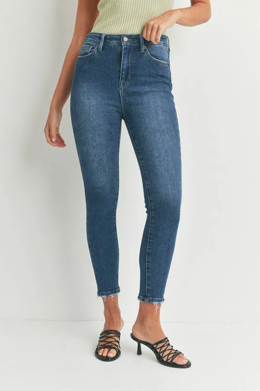 Clean Skinny Jeans