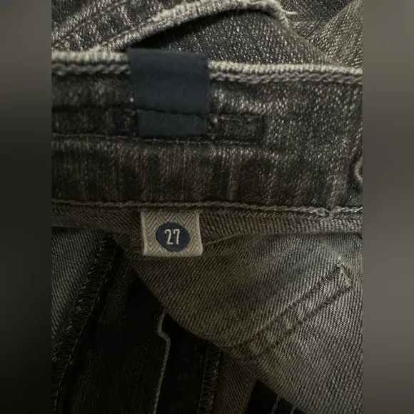 CoH Rocket high rise skinny jeans. Dark grey destroyed. Great condition.➿