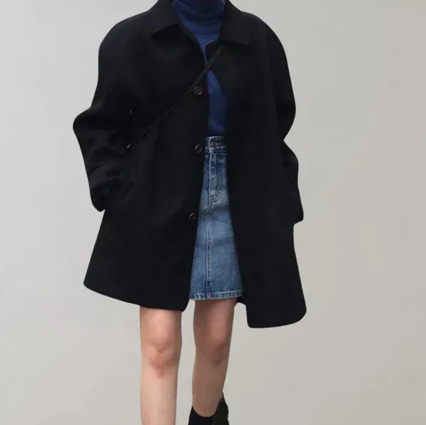 Coraline | timelessly elegant cut women's coat