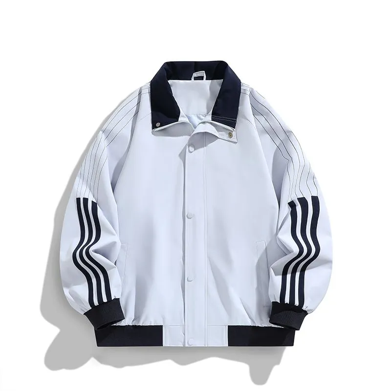 Easy-to-clean Men's Relaxed-fit Raincoat with Patchwork Design