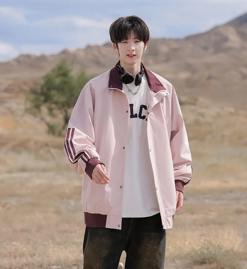 Easy-to-clean Men's Relaxed-fit Raincoat with Patchwork Design