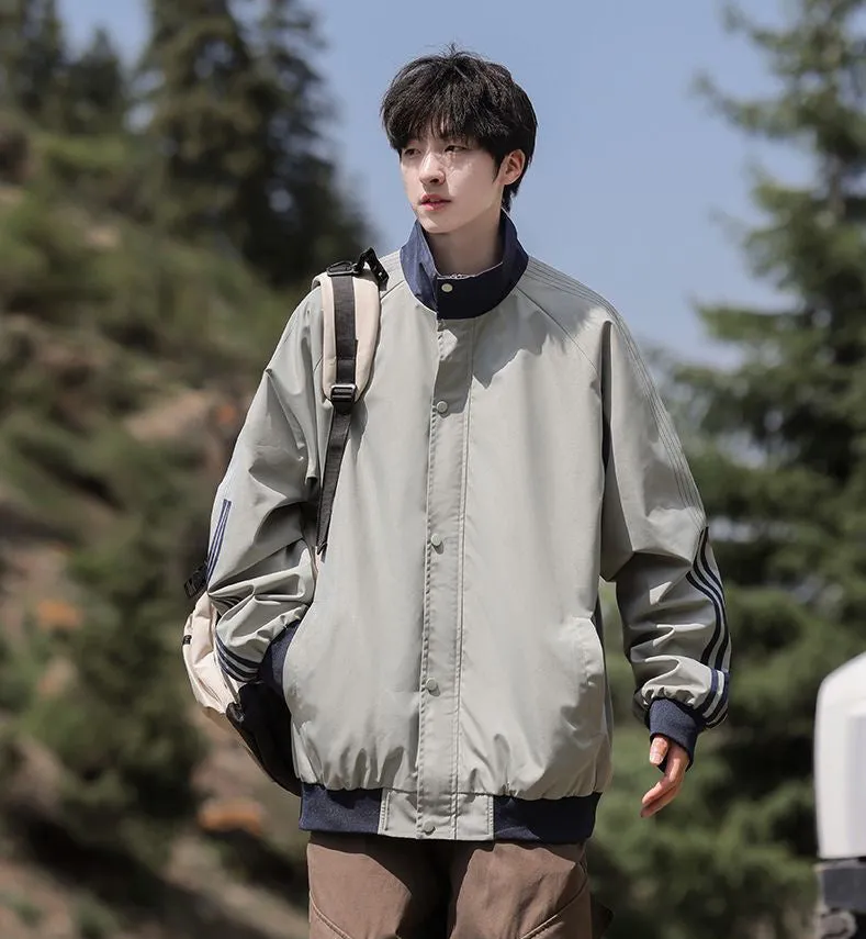 Easy-to-clean Men's Relaxed-fit Raincoat with Patchwork Design