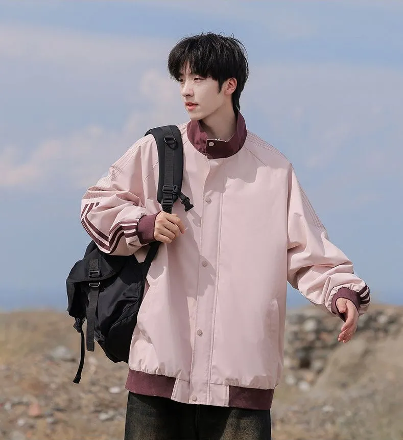 Easy-to-clean Men's Relaxed-fit Raincoat with Patchwork Design