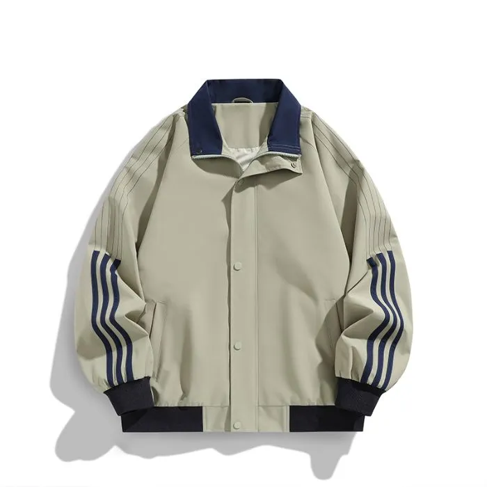 Easy-to-clean Men's Relaxed-fit Raincoat with Patchwork Design