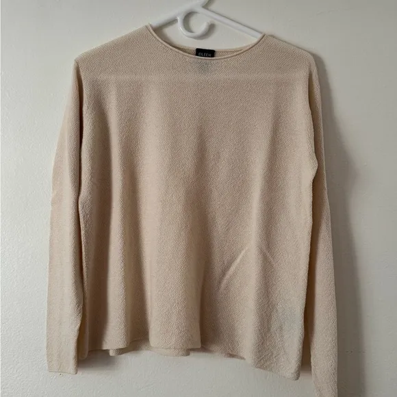 Eileen Fisher Fine knit 100% wool sweater size M