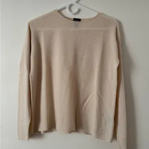 Eileen Fisher Fine knit 100% wool sweater size M