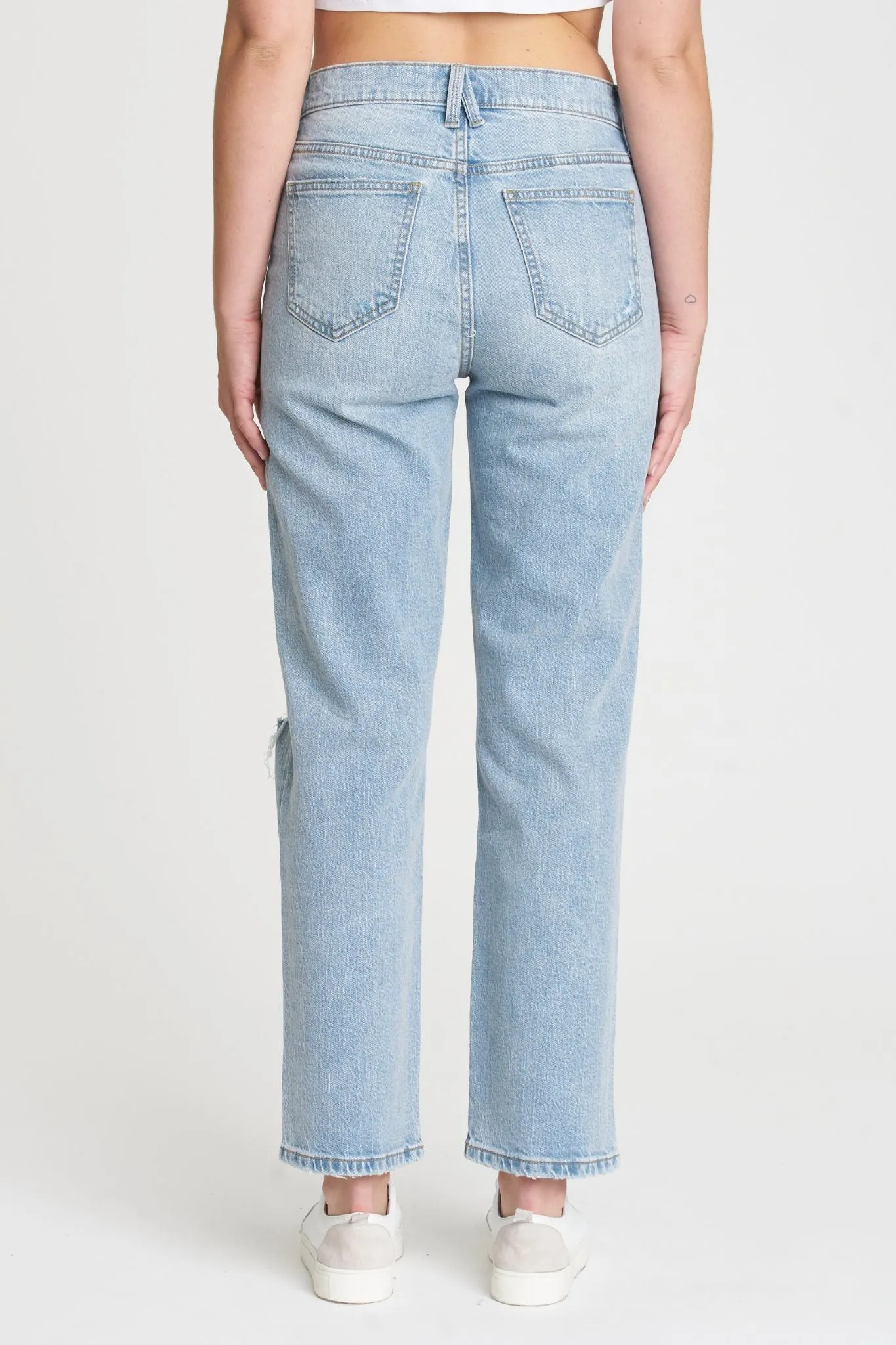 Eunina Olsen Straight Leg Jeans in Polem