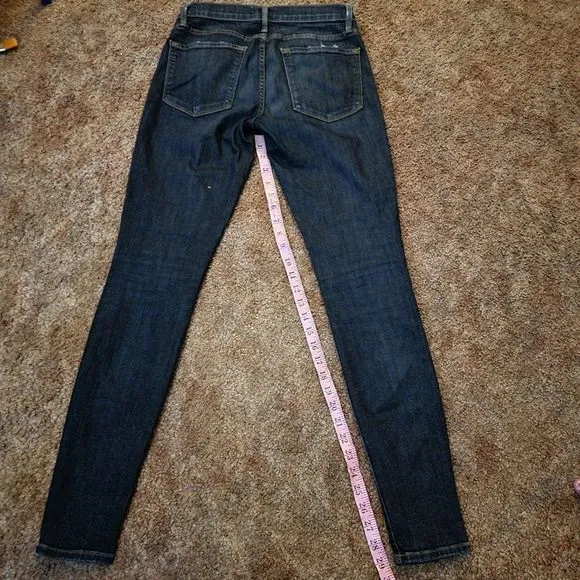 FRAME Denim Distressed 'Le Skinny de Jeanne' in Kings Hwy Medium Blue Jeans