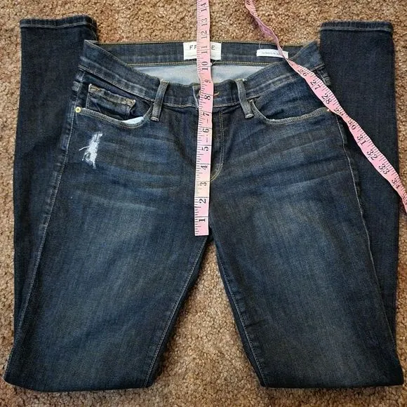 FRAME Denim Distressed 'Le Skinny de Jeanne' in Kings Hwy Medium Blue Jeans