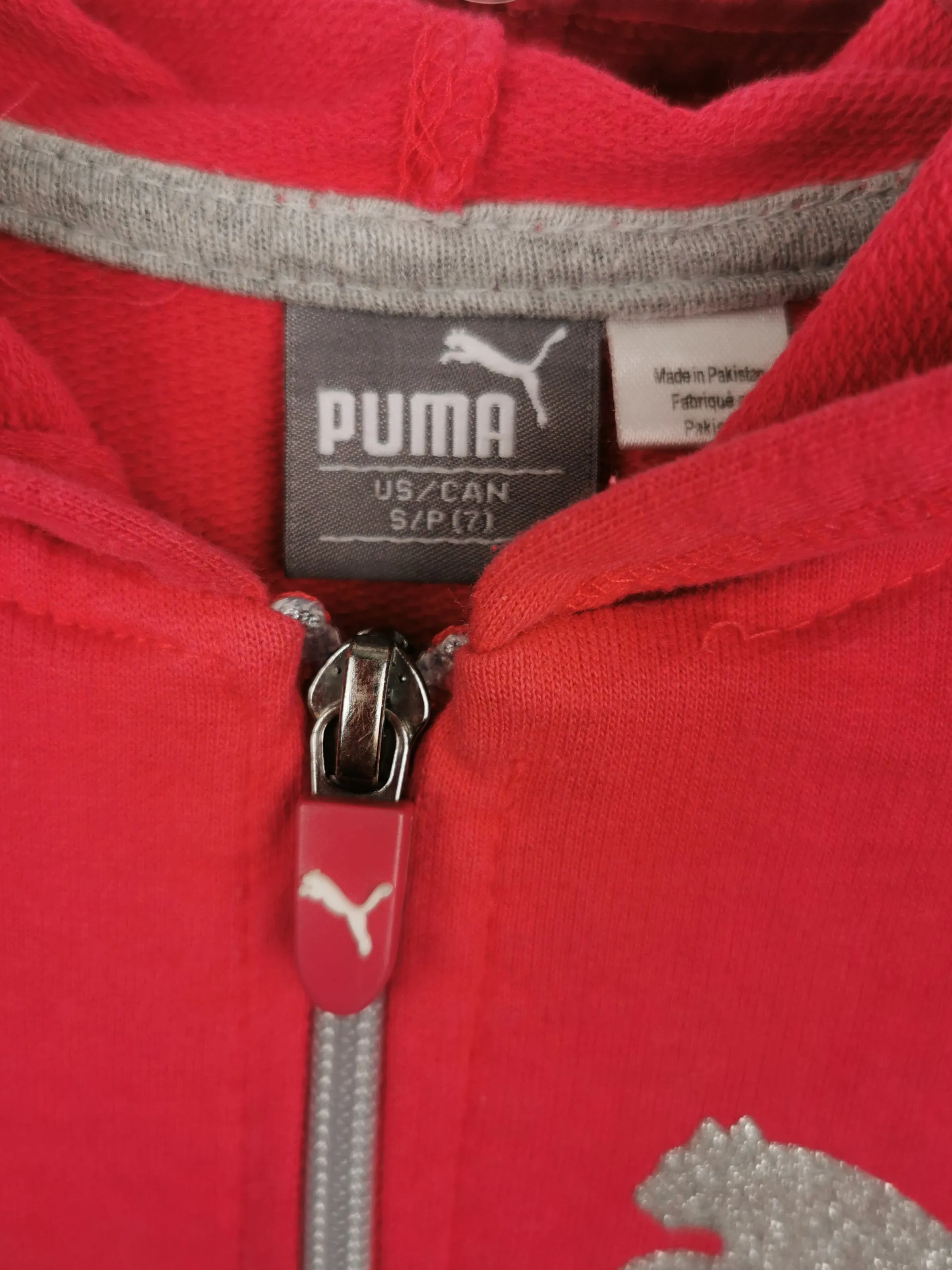 GIRL SIZE SMALL (7 YEARS) - PUMA, Dark Pink Zippered Hoodie VGUC B29