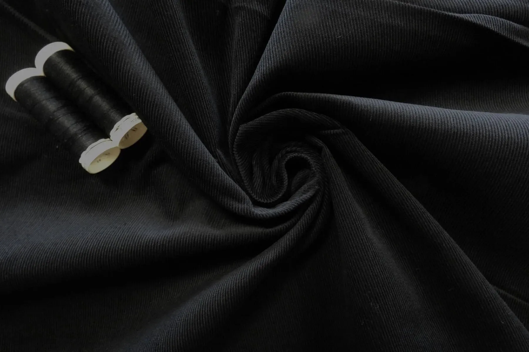 Glasgow - 21 Wale Needlecord - Black