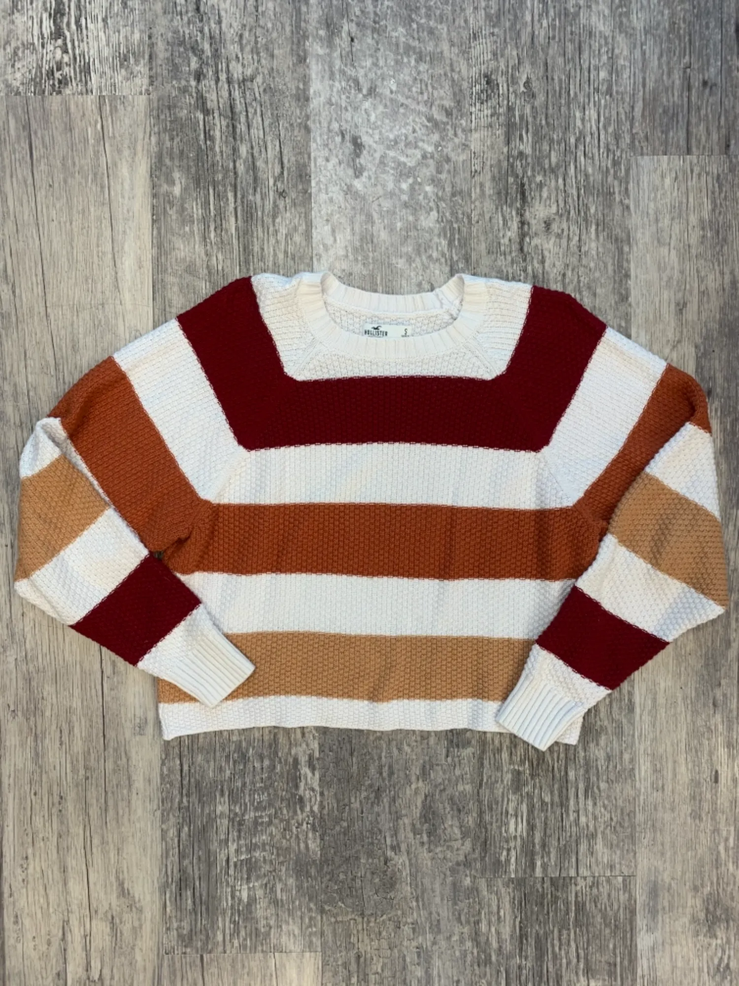 Hollister Sweater Size Small