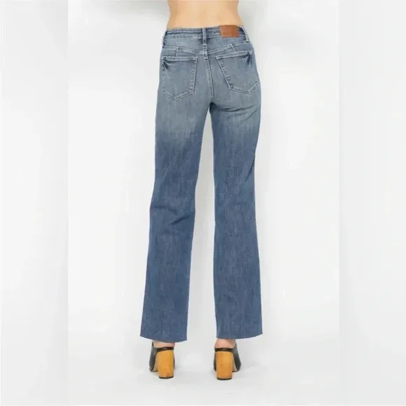Judy Blue MidRise Tummy Control Jeans Straight Leg Denim mid rise 16 Plus size
