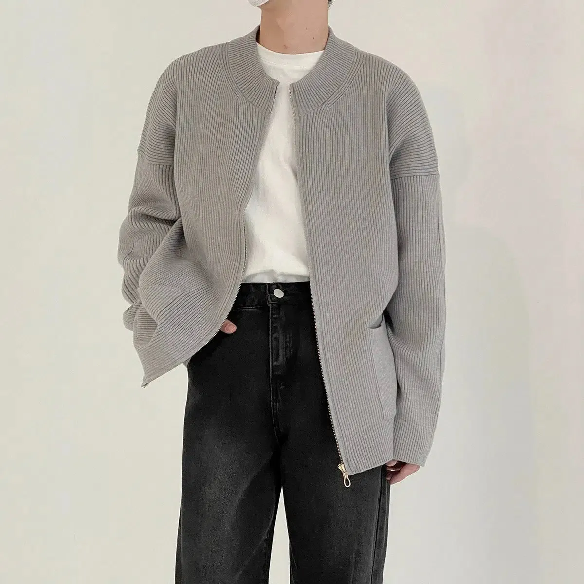 Knitted Cardigan Sweater With Zipper
