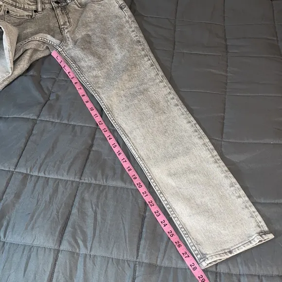 LA VIE REBECCA TAYLOR Ines Acid Ink Wash Jeans size 26 Gary wash, stretch jeans.