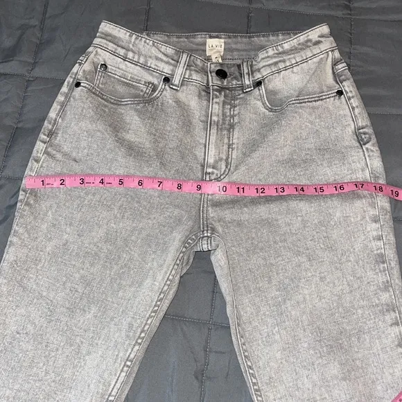 LA VIE REBECCA TAYLOR Ines Acid Ink Wash Jeans size 26 Gary wash, stretch jeans.