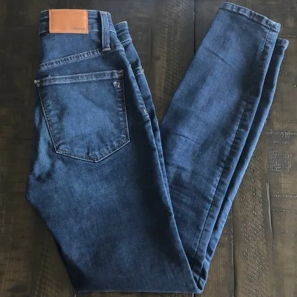 Madewell 24 High Rise Curvy Fit Dark Blue Denim Stretchy Skinny Premium Jeans