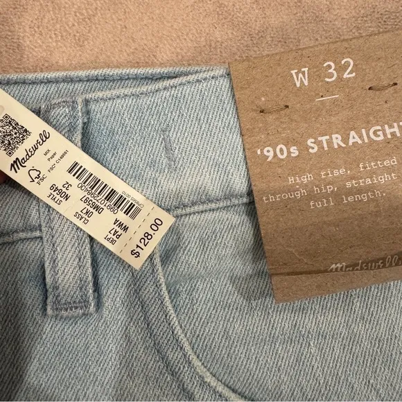 Madewell The '90s Straight Jean • size 32 • NO649 • ward wash • NWT