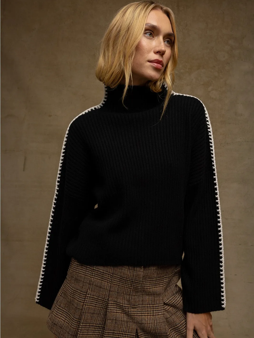 Marullo Stitch Cashmere Mock Neck Sweater for Women