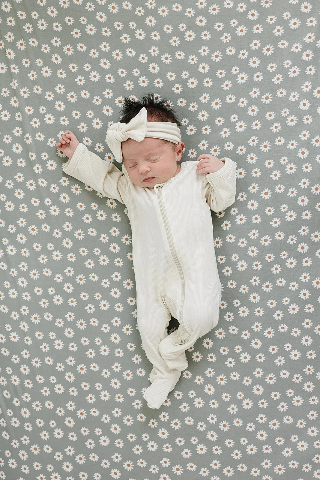 Mebie Baby Stretch Crib Sheet