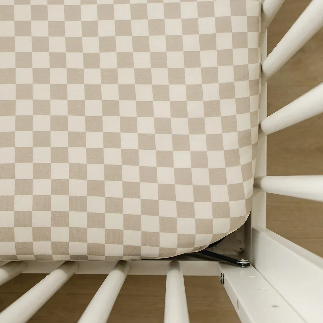 Mebie Baby Stretch Crib Sheet