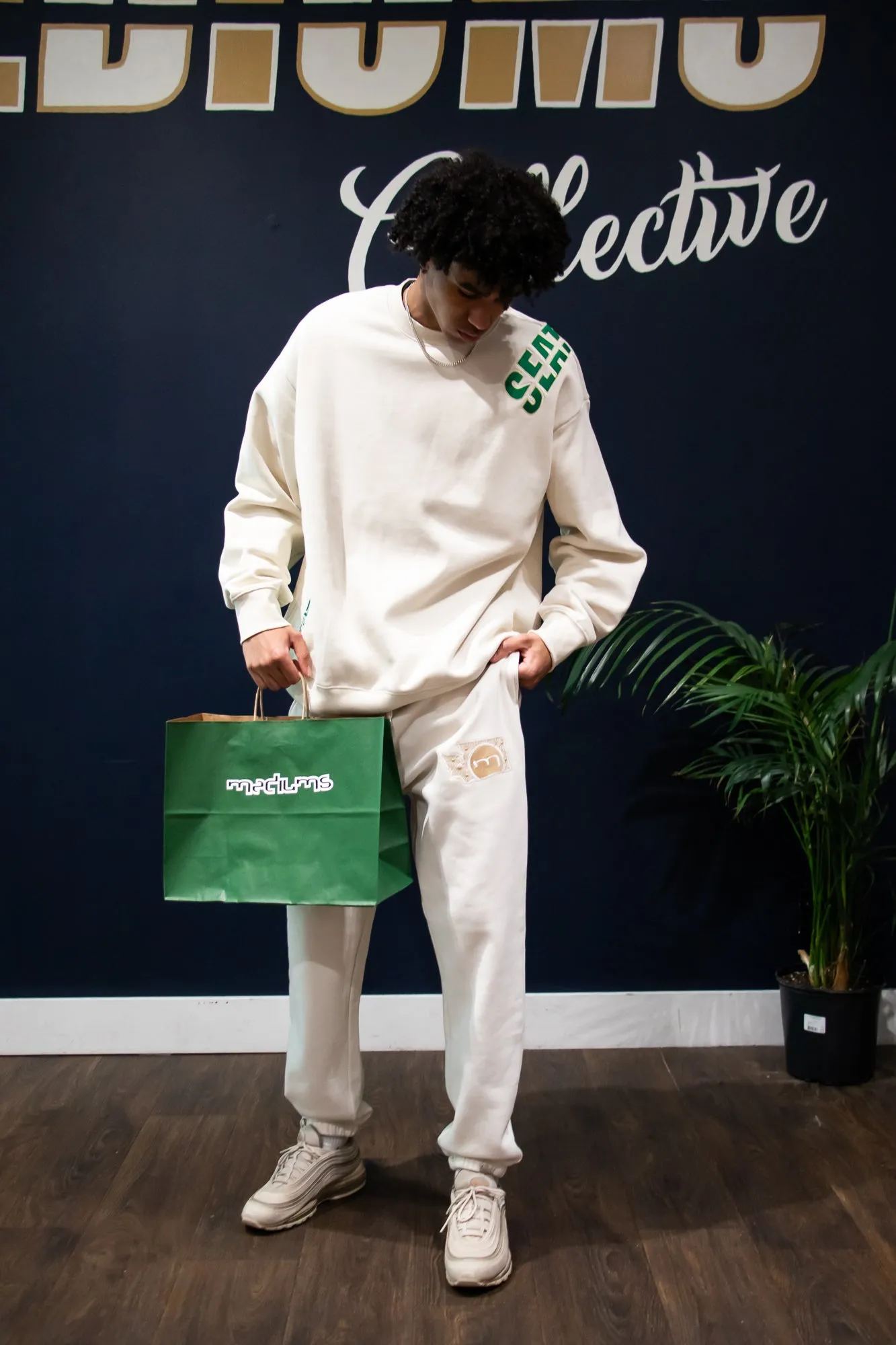 Mediums Collective OTS Seattle Crew - Cream
