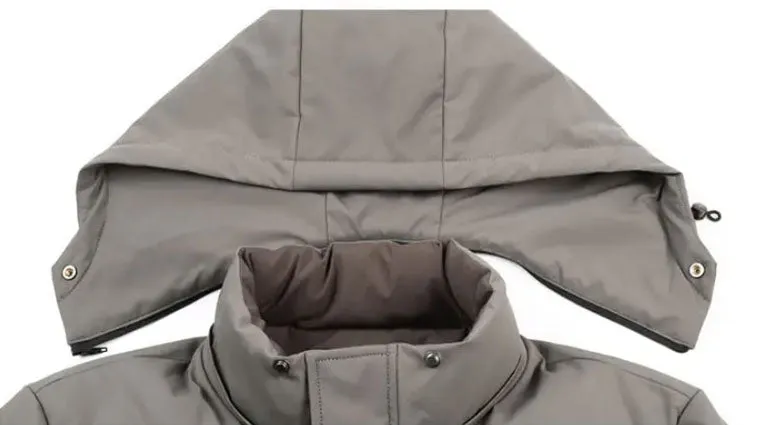 Men's Thickened Down Puffer Jacket with Zip-up and Stain-resistant Design