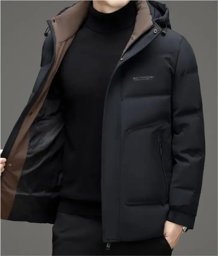 Men's Thickened Down Puffer Jacket with Zip-up and Stain-resistant Design