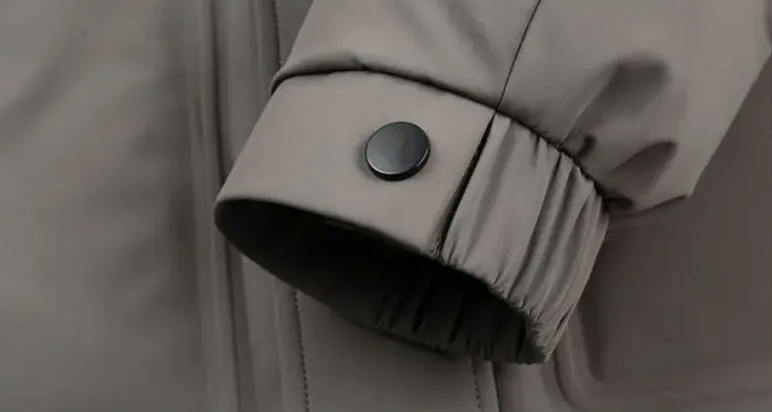 Men's Thickened Down Puffer Jacket with Zip-up and Stain-resistant Design