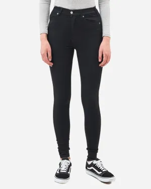 Moxy Black - Black