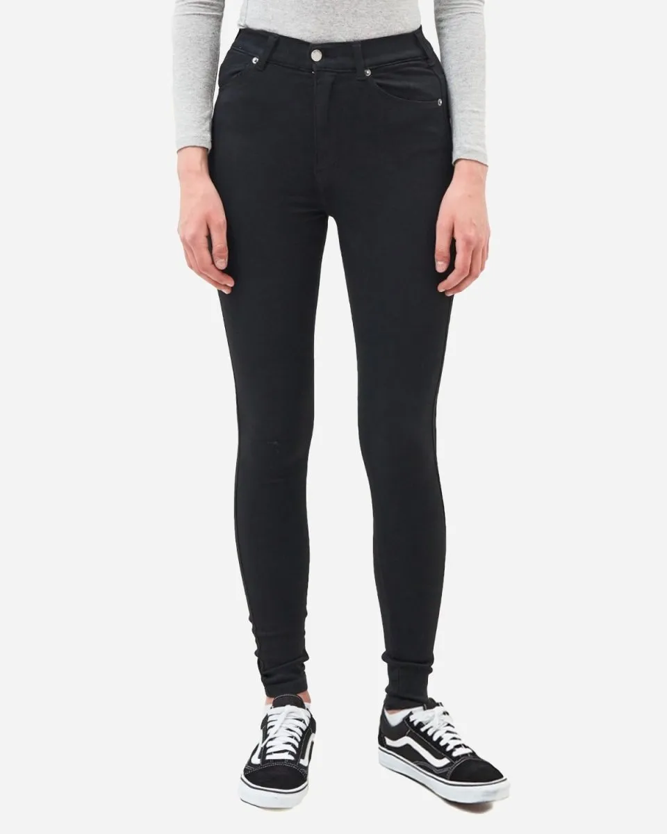 Moxy Black - Black