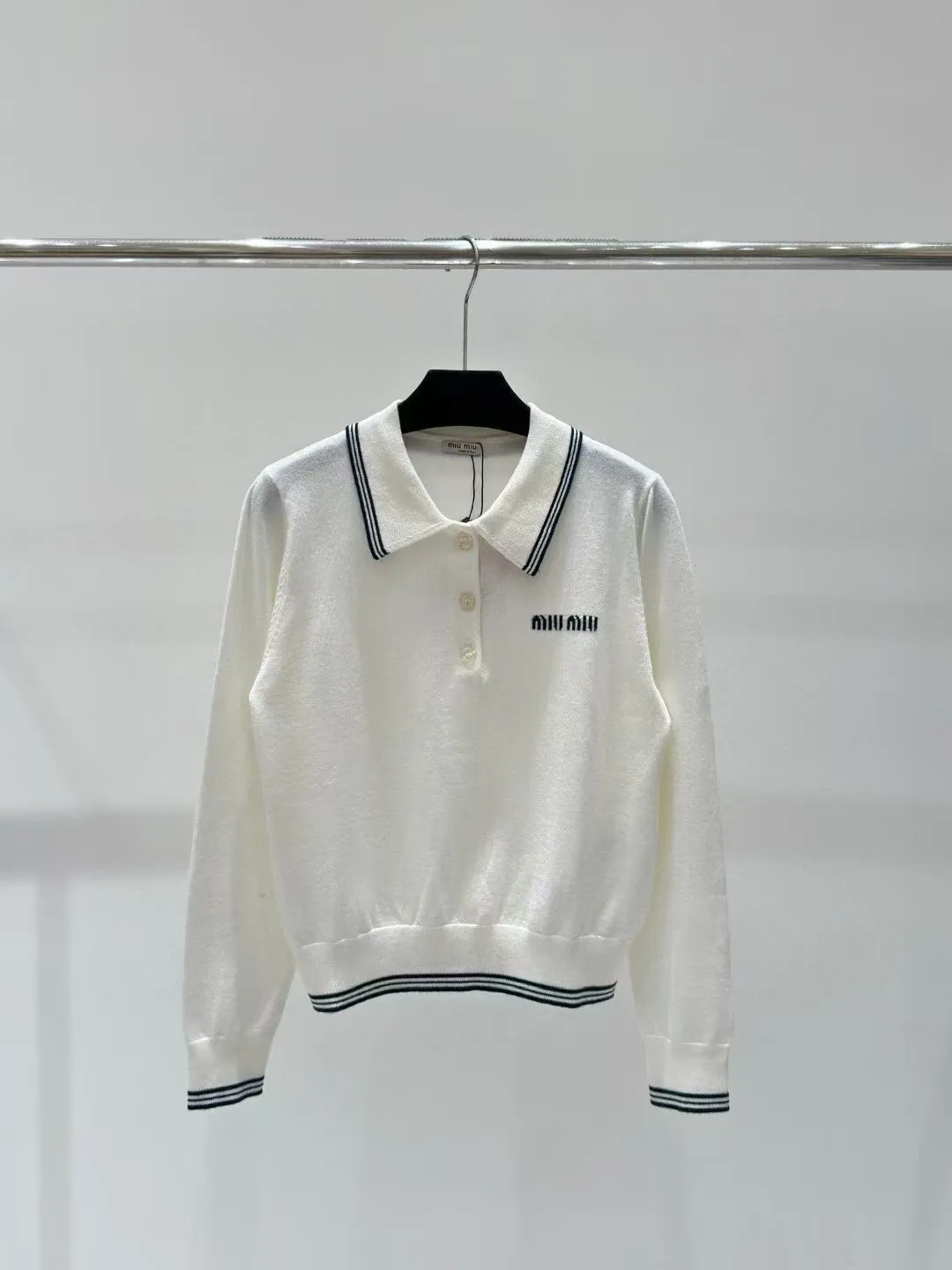 New logo knitted long sleeve