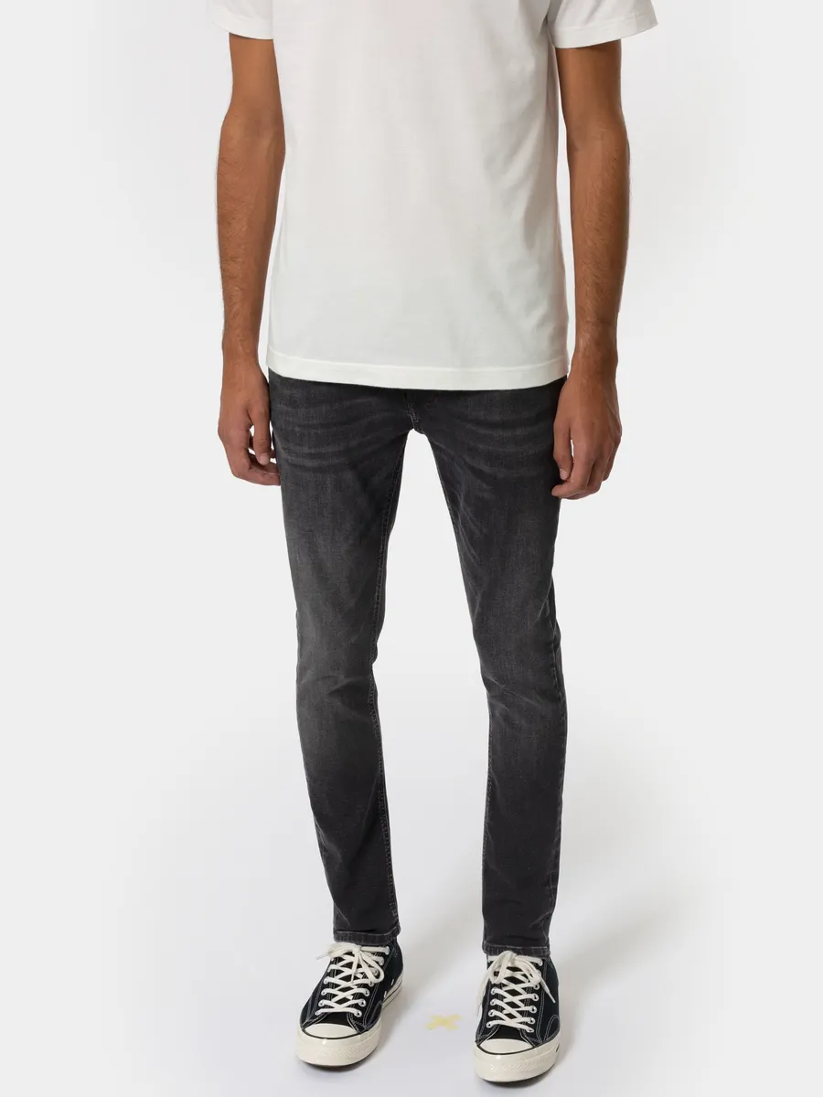 【Nudie Jeans】低腰窄版貼身 超彈性丹寧褲／12.75oz／Skinny Lin Worn Black