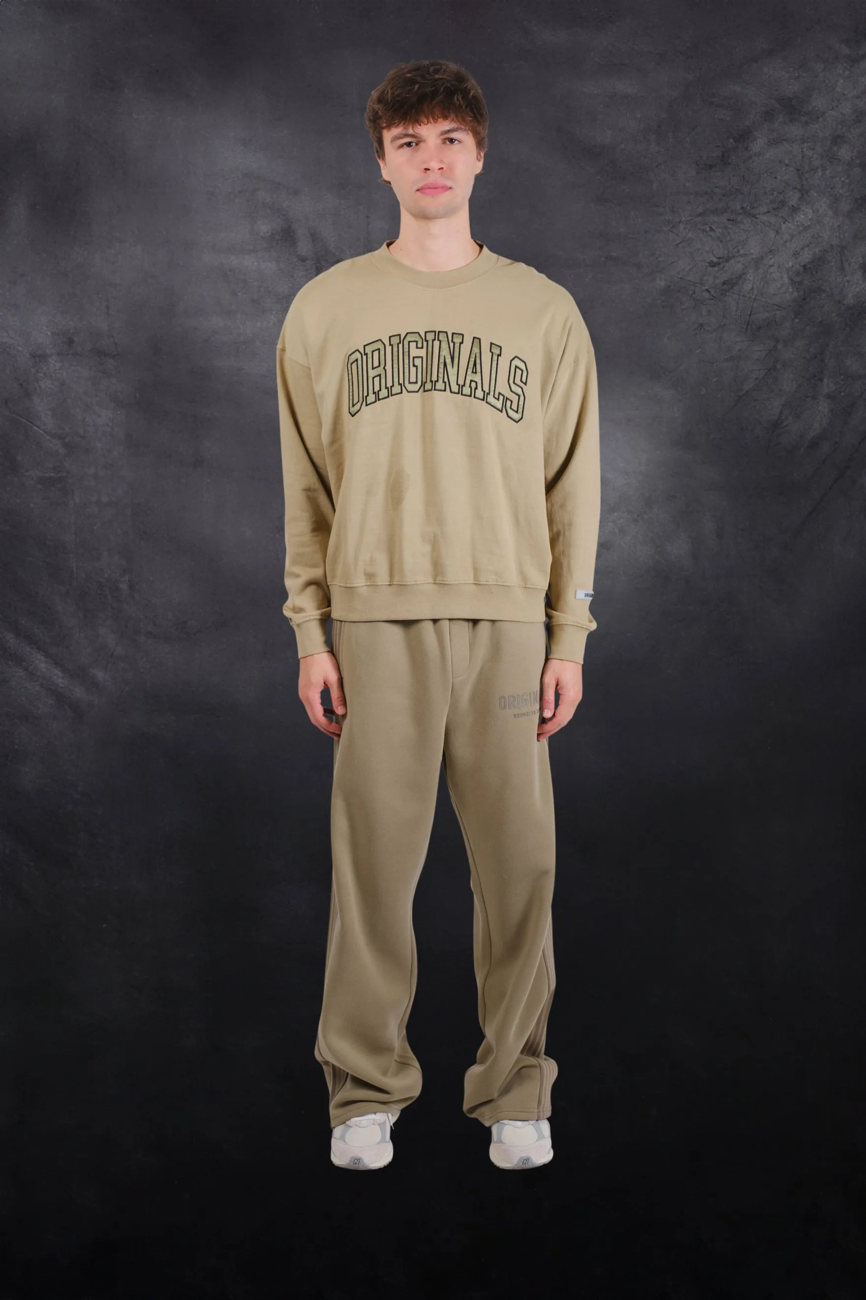 Originals Satin Applique Crew