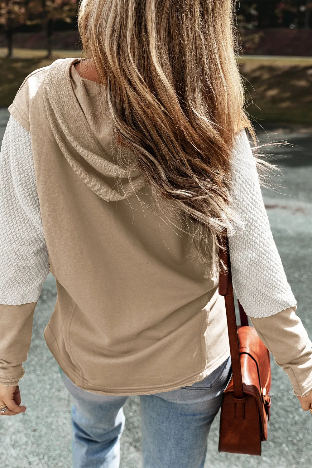 Parchment Contrast Splicing Sleeves Hooded Sweatshirt