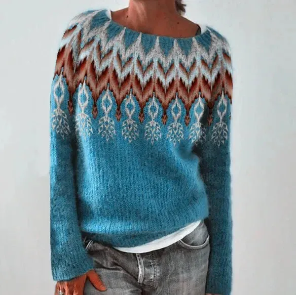 **Pearl - Women's Sweater with Details**