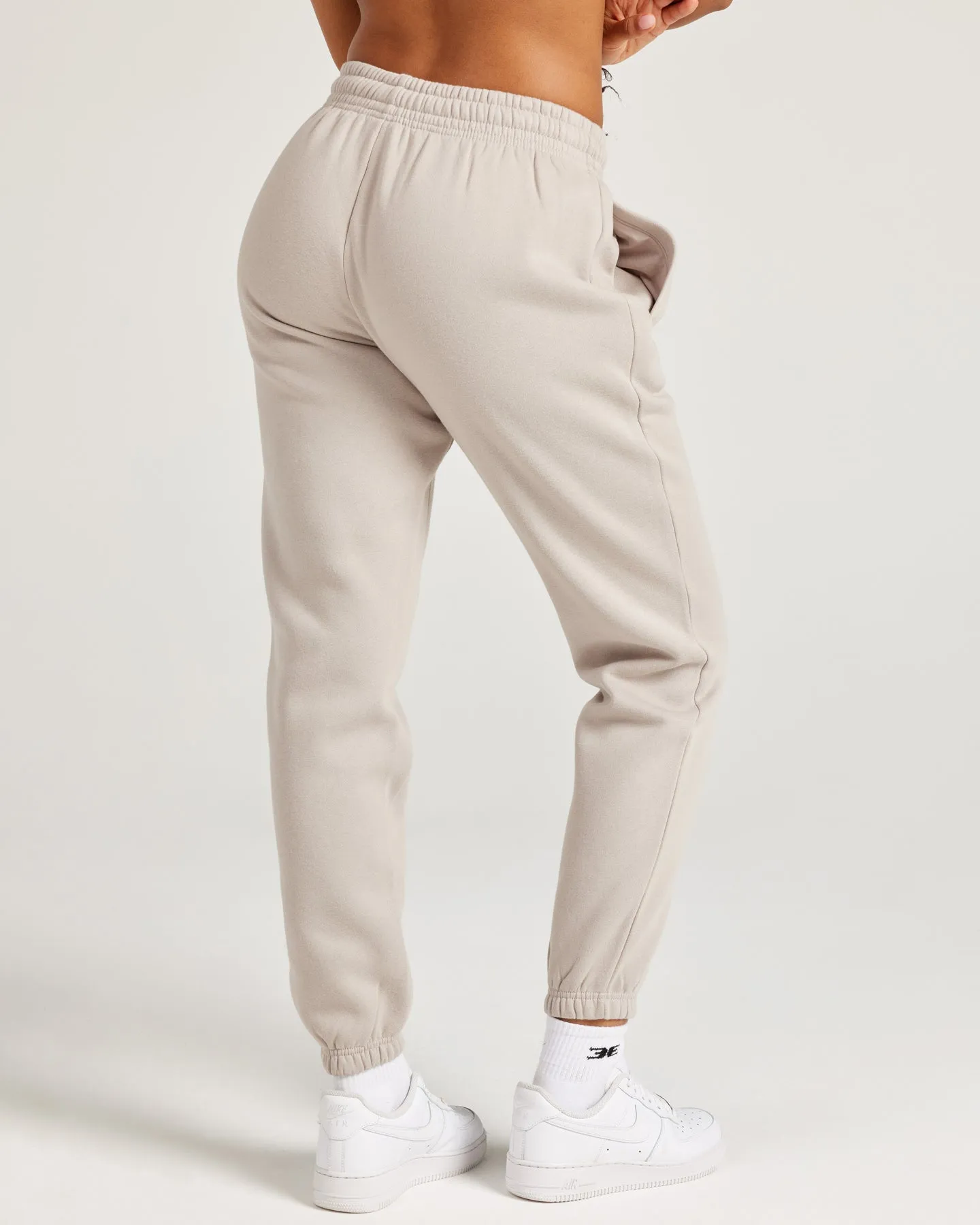 Pursuit Jogger - Taupe