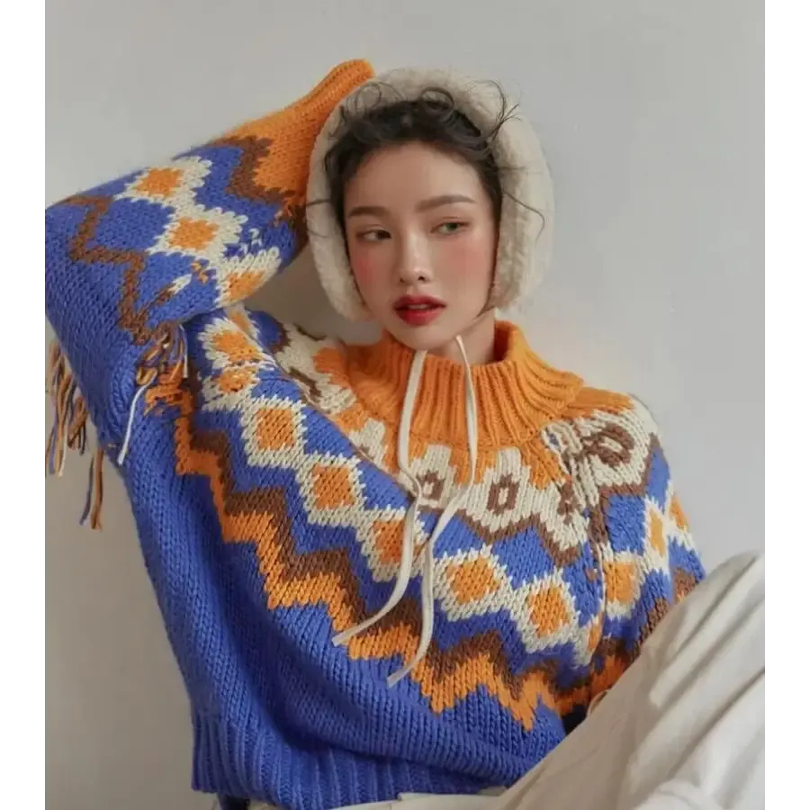 Retro Pattern Knitted Christmas Sweater with Flared Long Sleeves